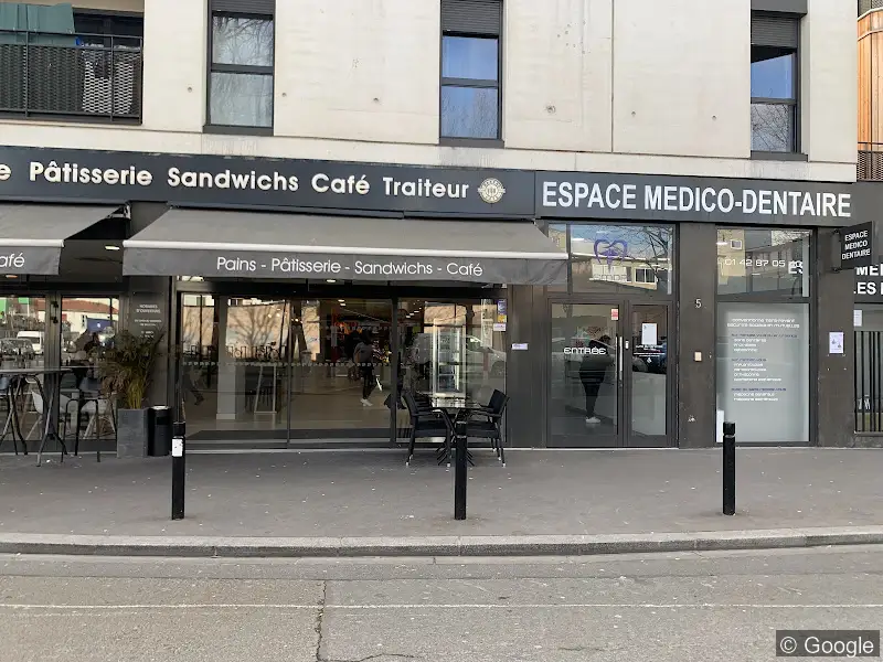 Photo de Bakery Café, boulangerie à Montreuil