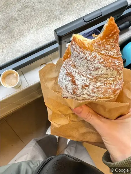 Photo 2 de Boulangerie des trois communes, boulangerie à Saint-Denis