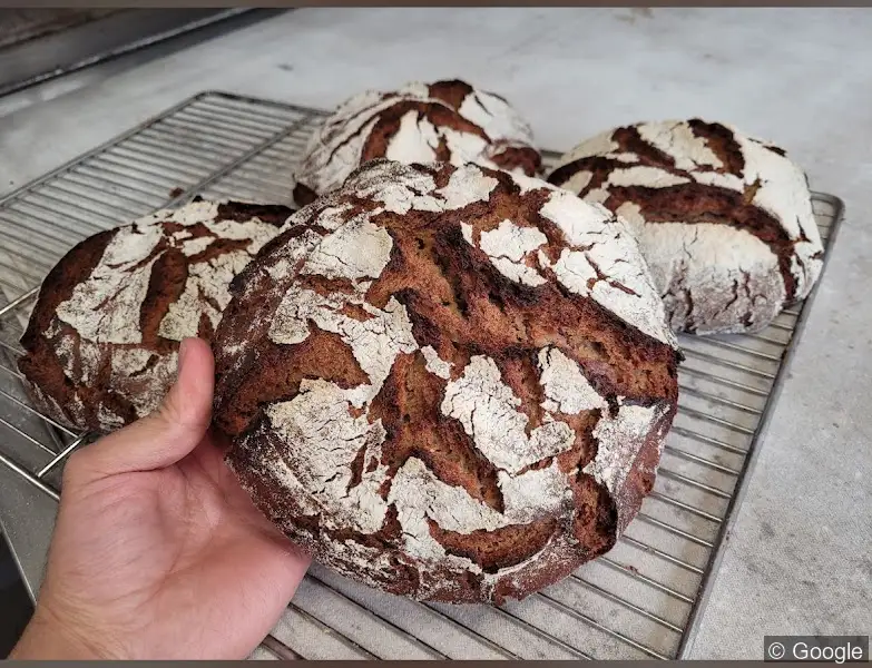 Photo 3 de Boulangerie Maison Valmy, boulangerie à Colombes