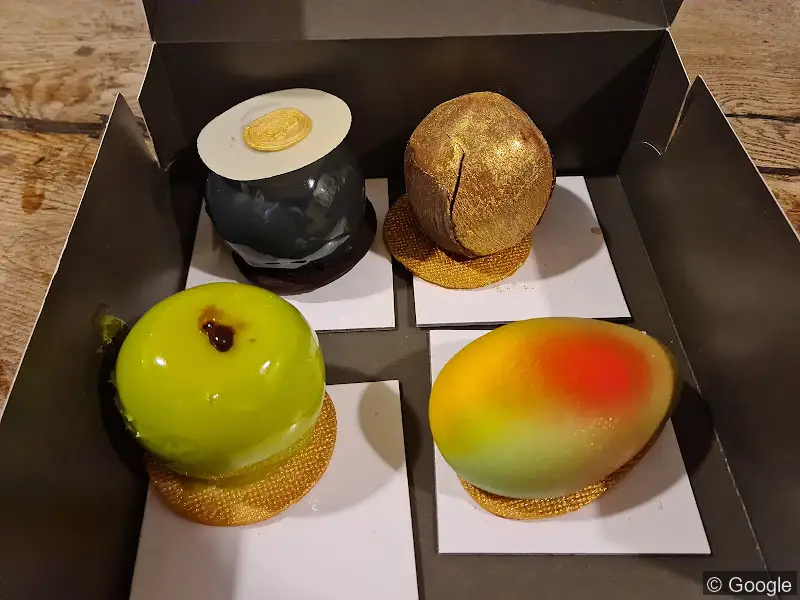 Photo 3 de Boulangerie Pâtisserie Artisanale - Traiteur "Aux délices de la reine", boulangerie à Boulogne-Billancourt