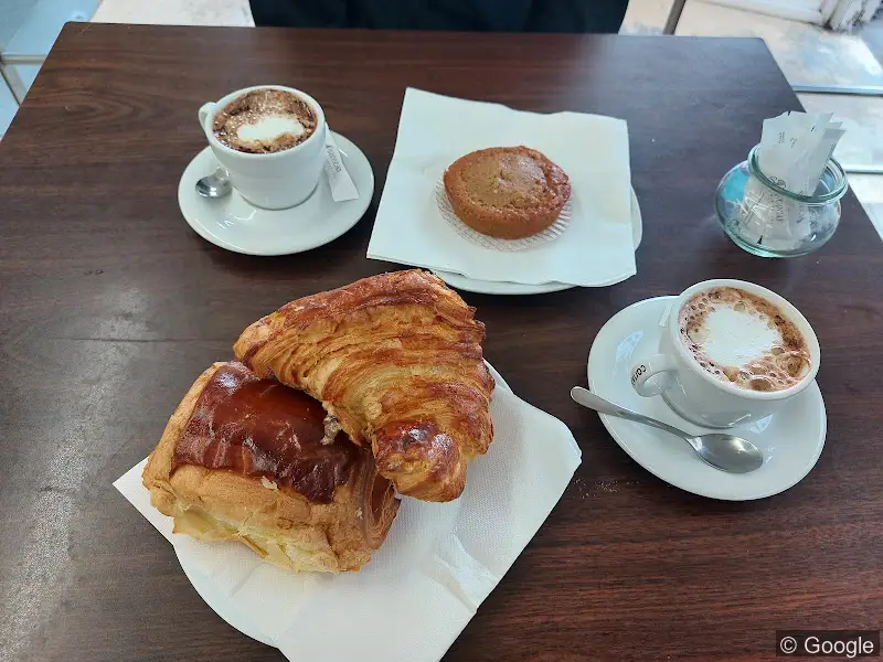 Photo 2 de Boulangerie Pâtisserie Les 7 ponts, boulangerie à Ajaccio