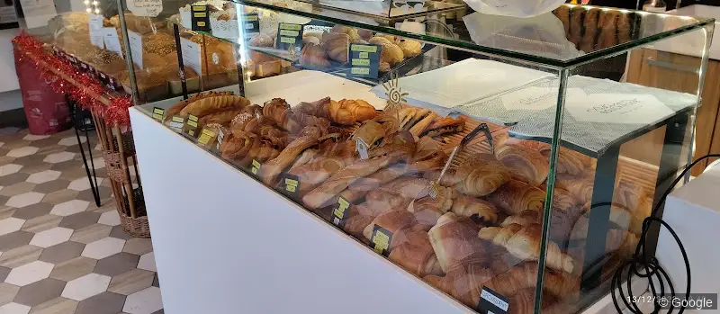 Photo 3 de Boulangerie Pâtisserie Maison Chevillard - Artisan - Snacking, boulangerie à Drancy