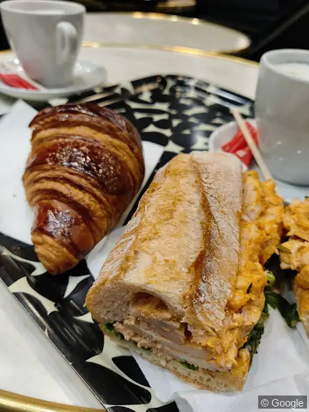 Photo 3 de Boulangerie Pâtisserie Sandwicherie "Le Palais Des Pains", boulangerie à Cannes