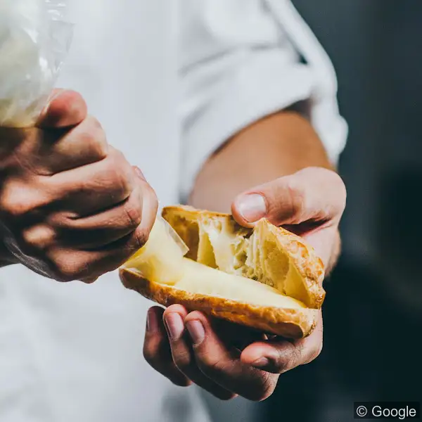 Photo 2 de Krispy Kreme - CC Créteil Soleil, boulangerie à Créteil