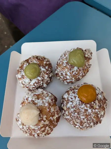 Photo 2 de La Chouquetterie, boulangerie à Rueil-Malmaison