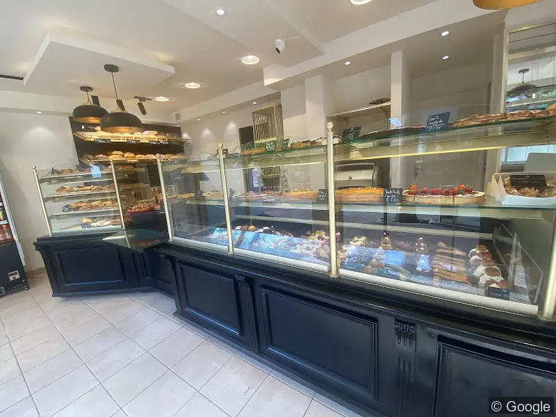 Photo de La tradition dorée, boulangerie à Rueil-Malmaison