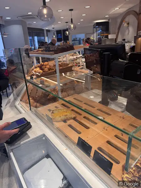 Photo 3 de Maison Prestige, boulangerie à Asnières-sur-Seine