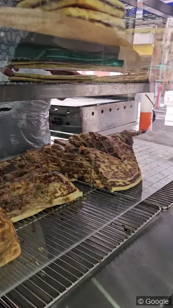 Photo 3 de Maison Serir, boulangerie à Saint-Denis