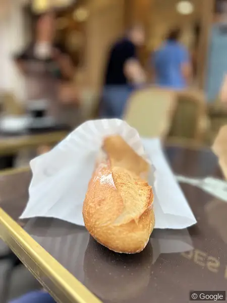 Photo 2 de Marché des pains, boulangerie à Cannes