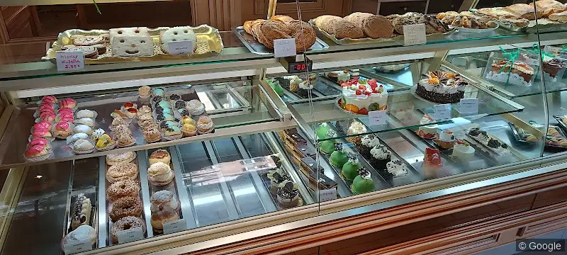 Photo de Pâtisserie Au Péché Mignon Avolio Freres, boulangerie à Ajaccio