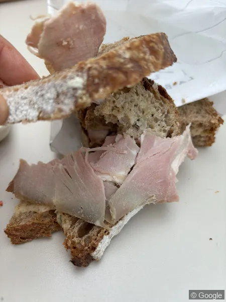 Photo 2 de Pralus La Boulangerie, Quai Saint-Antoine, boulangerie à Lyon